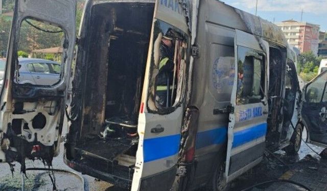 Karabük'te Hasta Nakil Aracı Alevlere Teslim Oldu