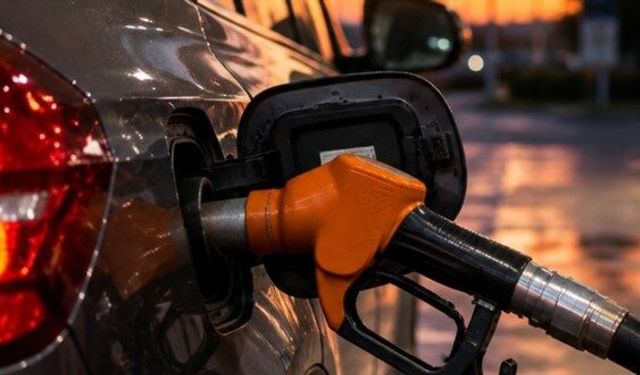 Akaryakıta Gece Yarısı Zam: Benzin ve Motorin Fiyatlarına Büyük Artış