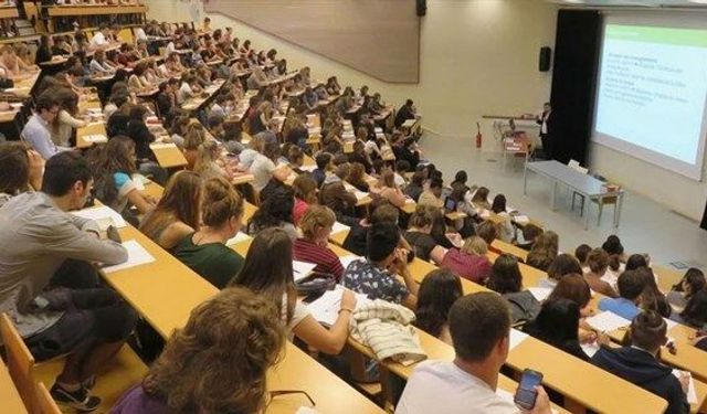 İstanbul'da üniversiteler 1 ay erken kapanacak