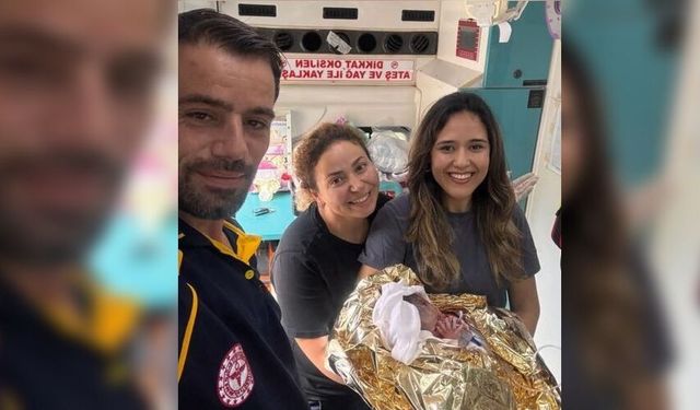 112 Sağlık Ekibinin Hızlı Müdahalesiyle Serdivan'da Evde Doğum Gerçekleşti