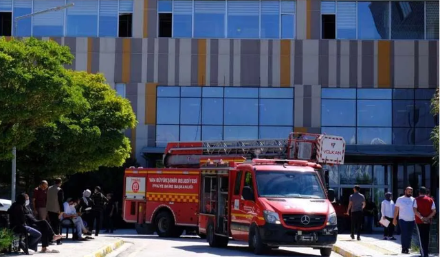 Eğitim ve Araştırma Hastanesi’nin kardiyoloji bölümünde yangın çıktı