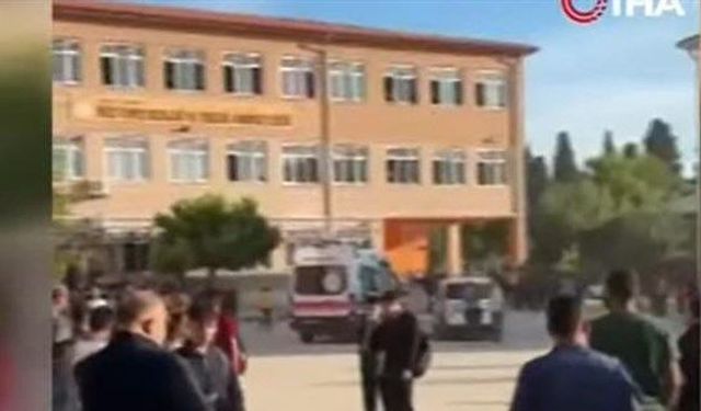 Manisa'da liseye silahlı saldırı: Yaralı öğrenciler var
