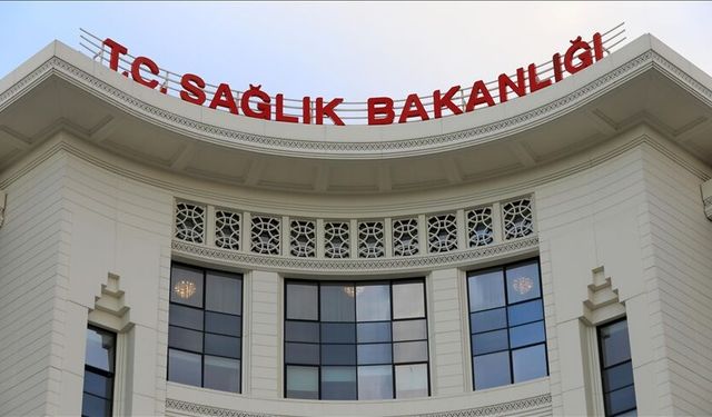 Sağlık Bakanlığı'ndan Her Yaş Grubuna Özel Rehberlik: Bebek, Çocuk ve Genç Akademileriyle 1,5 Yılda 1 Milyon Kişiye Eğitim