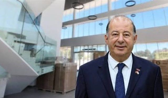 KKTC Sağlık Bakanı Dinçyürek görevinden de istifa edecek
