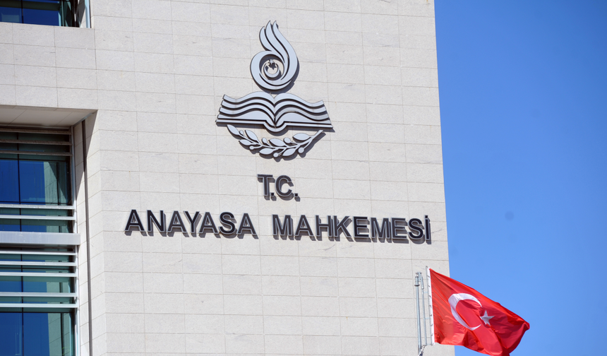  AYM üyeliğine Prof. Dr. Ömer Çınar atandı