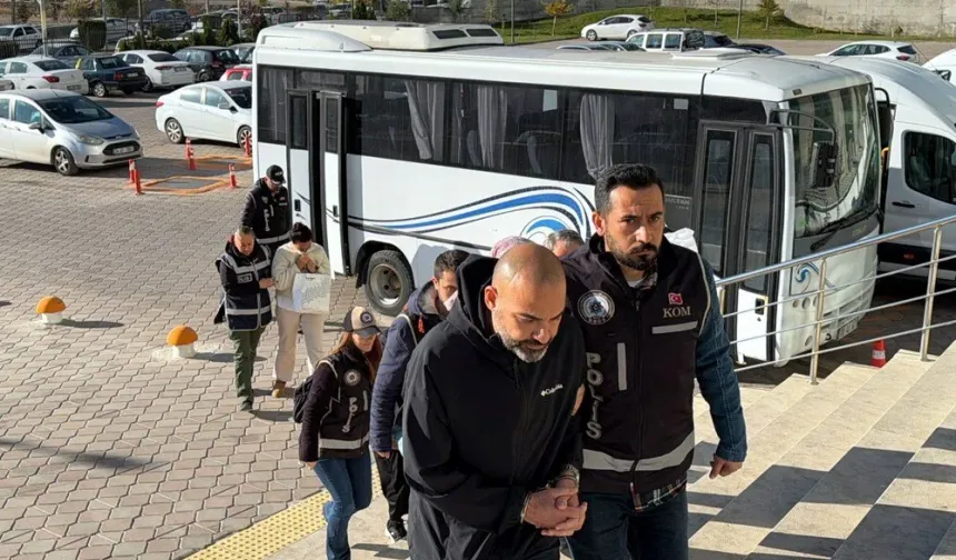 Sahte rapor operasyonu İstanbul ve Ankara’ya sıçradı: Üçü doktor 18 gözaltı