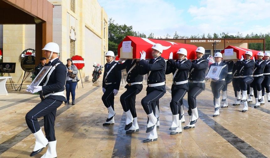 Helikopter kazasında hayatını kaybeden doktor ve ATT personeli toprağa verildi