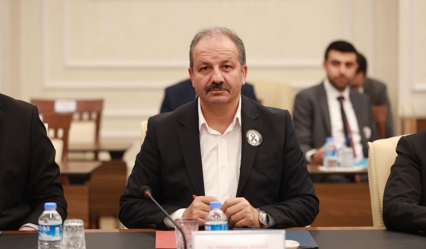 18 Bin Sağlık Çalışanı Toplu Sözleşme İçin Sağlık-Sen’e Taleplerini İletti