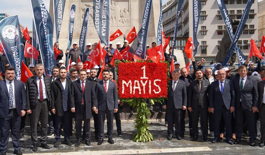 Kamu Birliği Konfederasyonu 1 Mayıs’ta Ulus Meydanı’nda Taleplerini Yüksek Sesle Dile Getirdi: “Adil Ücret, Onurlu Yaşam