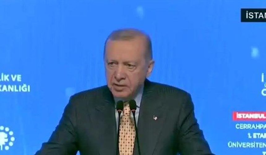 Cumhurbaşkanı Recep Tayyip Erdoğan,  sağlık çalışanlarıyla iftar programında bir araya geldi