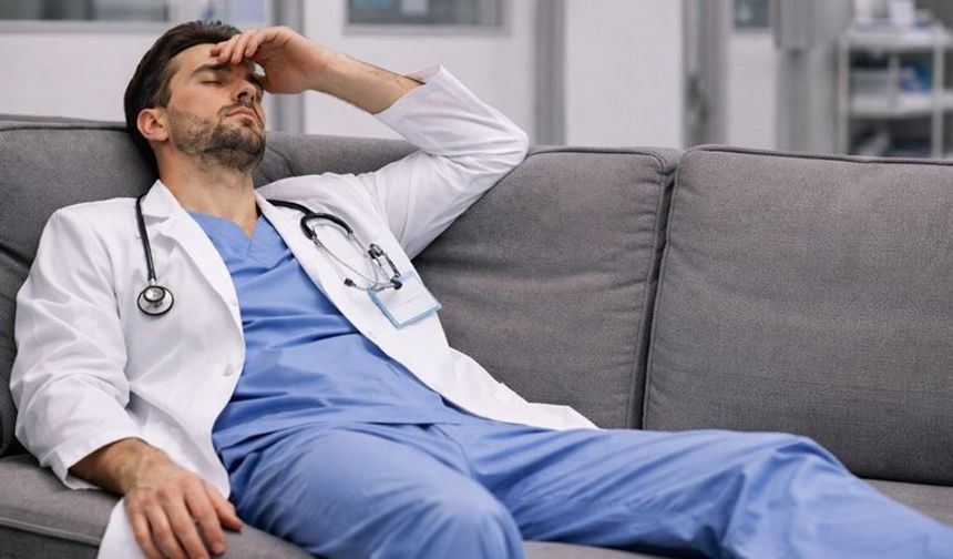 Tükenmişlik Zirvede: Asistan Hekimler Dayanamıyor