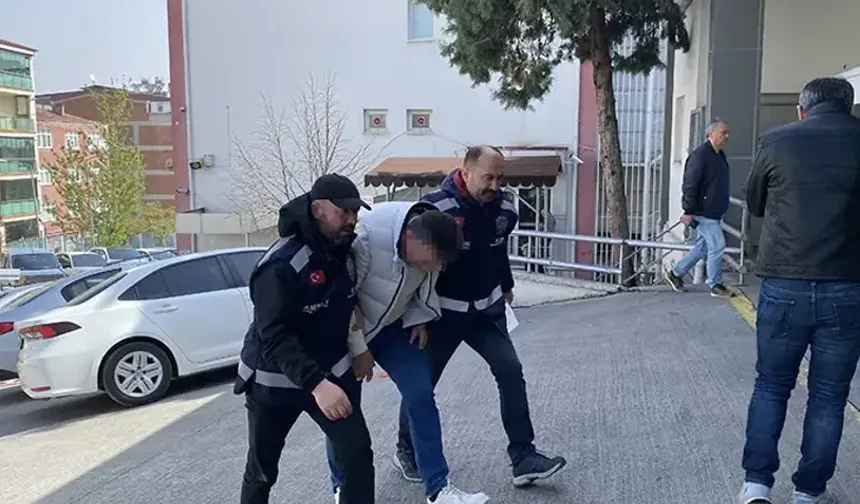 Güne Operasyonla Başlandı. 4'ü Doktor 18 Kişi Şafak Baskını İle Evlerinden Alındı