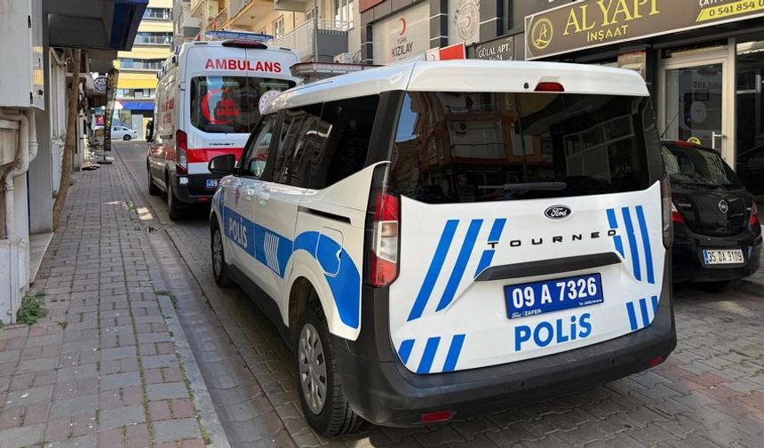 Aydın'da Yalnız Yaşayan Sağlık Çalışanı Evinde Ölü Bulundu: Olay Şüpheli