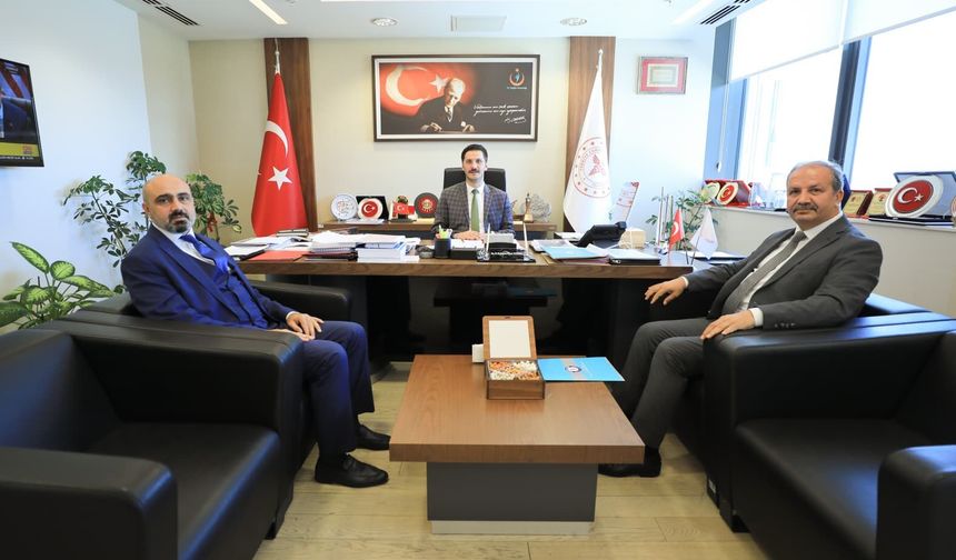 Yeni Ek Ödeme Yönetmeliği Çalışanları Memnun Edecek Şekilde Bir An Önce Hayata Geçirilmeli”