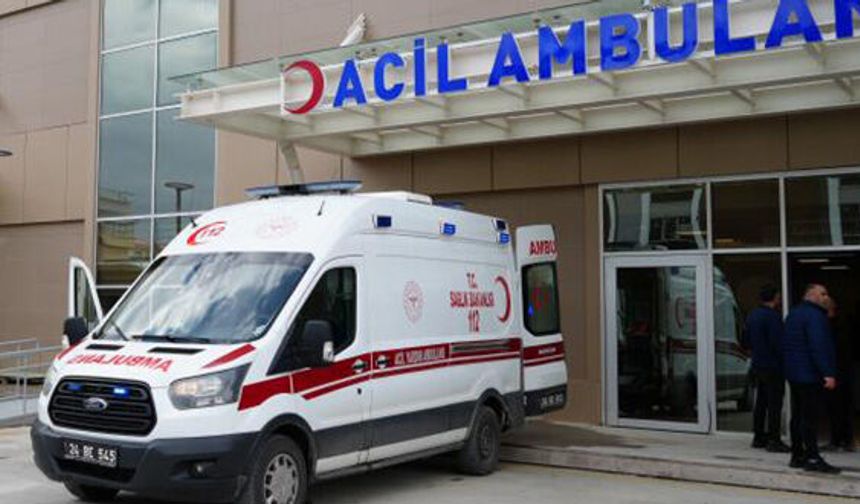 Ambulansta Doğum: Silopi'de Zamanla Yarışan Sağlık Ekipleri Bebeği Kucağına Aldı Şırnak'ın Silopi il