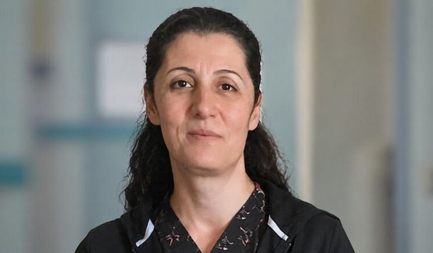Mesaide Kalp Krizi Geçiren Hemşire Yaşamını Yitirdi
