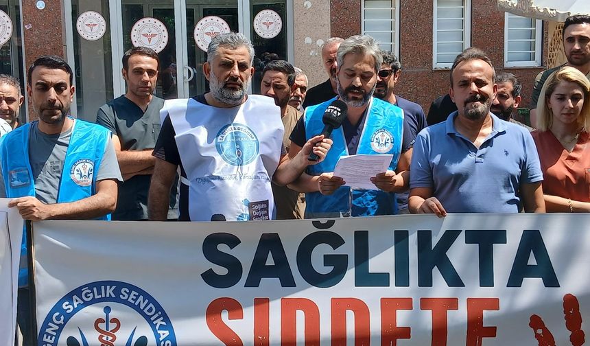 Genç Sağlık Sendikasından Sağlık Çalışanlarına Yönelik Şiddete Tepki: "Korkuyla Değil, Güvenle Çalışmak İstiyoruz"