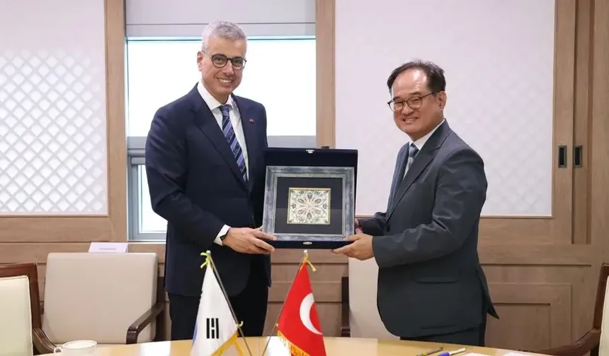 Sağlık Bakanı Memişoğlu, Güney Kore'de